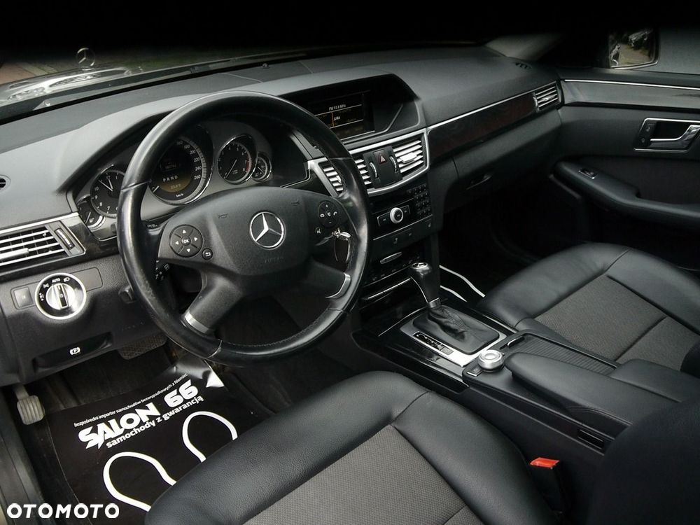 Mercedes-Benz Klasa E 200 CGI BlueEFFICIENCY 7G-TRONIC Avantgarde - 34