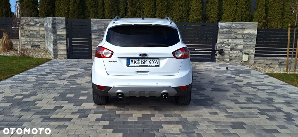 Ford Kuga 2.0 TDCi 2x4 Titanium - 8
