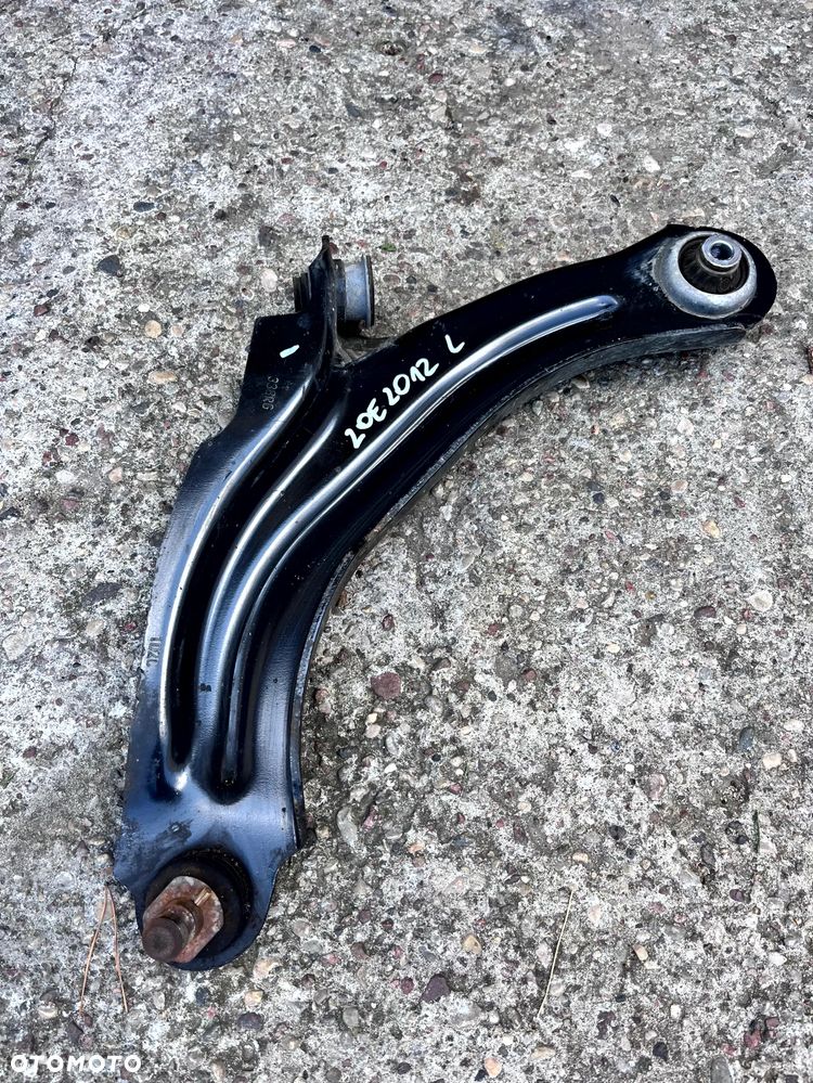 RENAULT ZOE 12-19 WAHACZ PRAWY LEWY PRZÓD PRZEDNI ORYGINAŁ