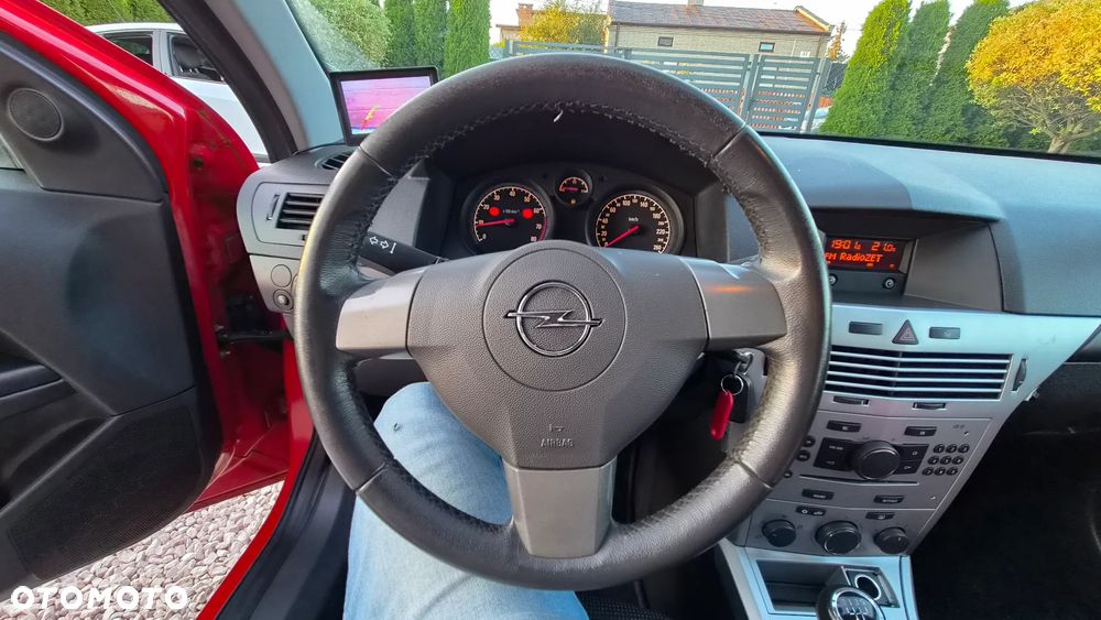 Opel Astra 1.6 Style - 22