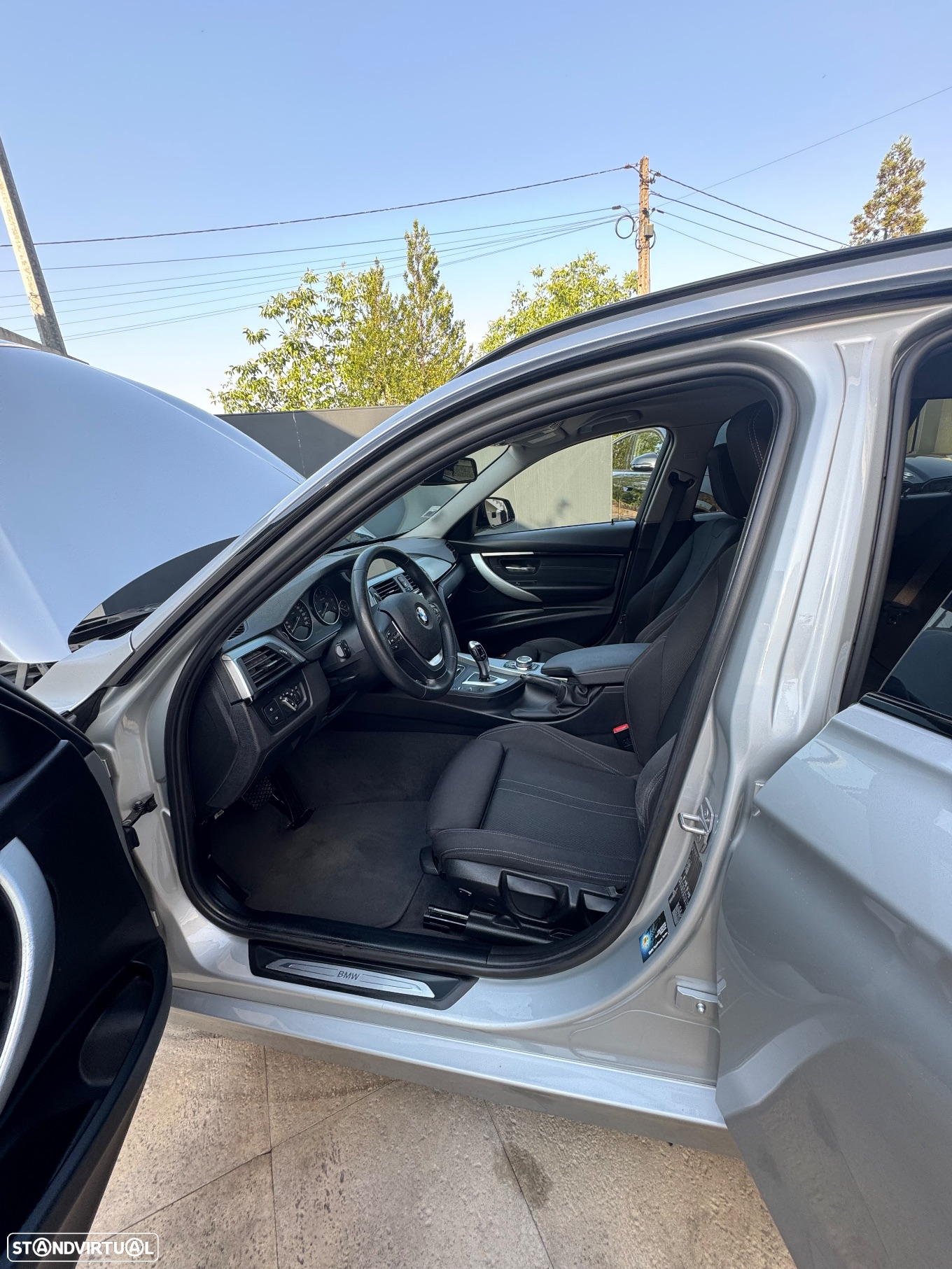 BMW 318 d Touring Auto - 16
