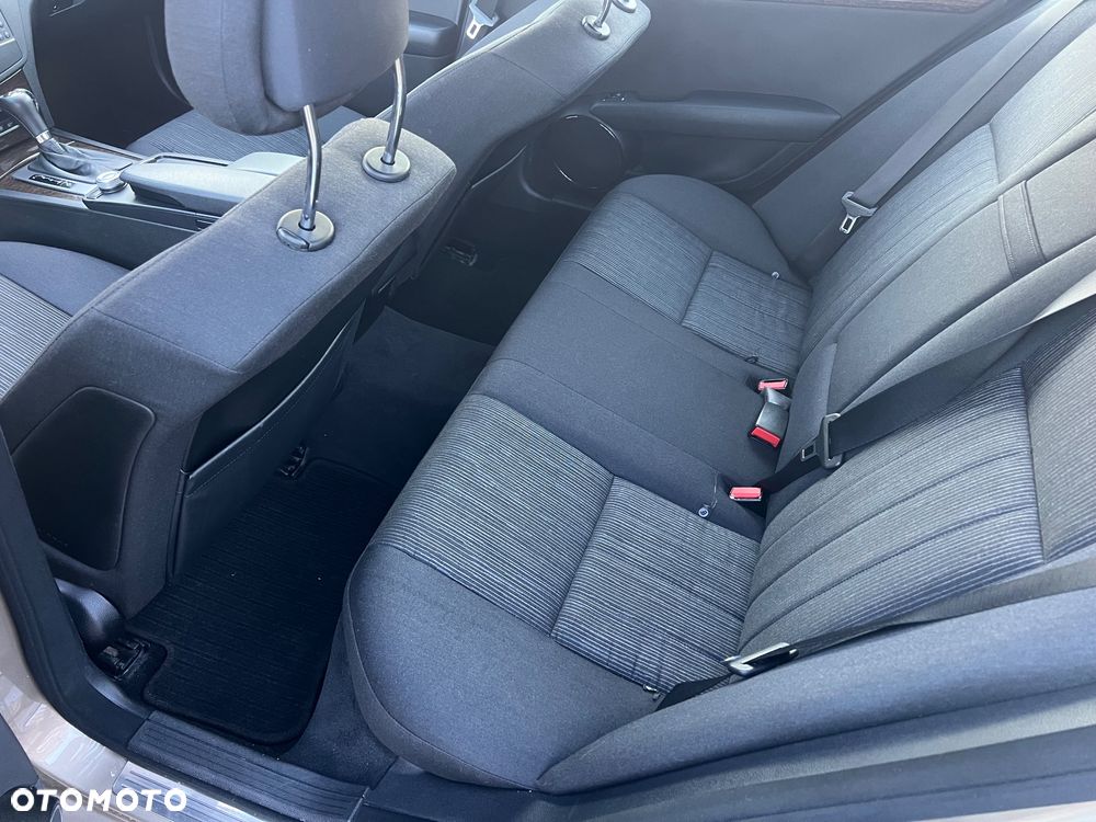 Mercedes-Benz Klasa C - 9