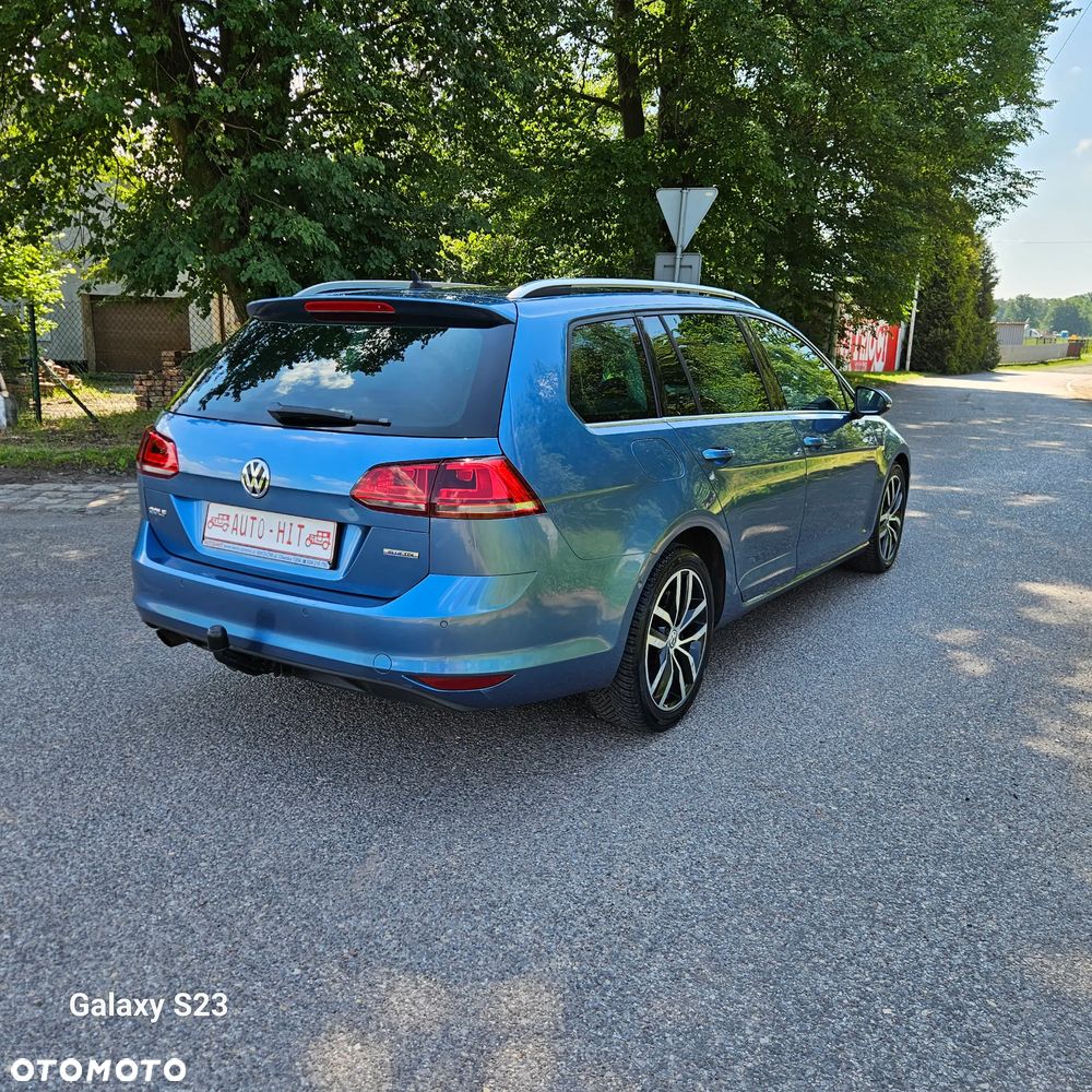 Volkswagen Golf - 8