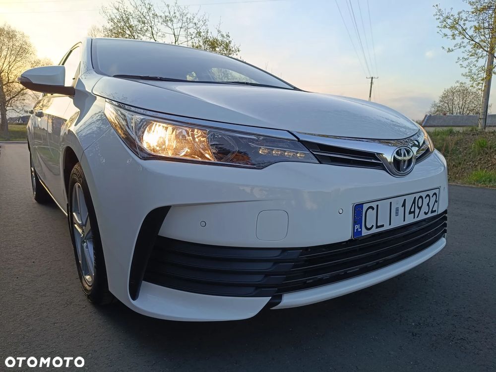 Toyota Corolla 1.4 D-4D Comfort - 10