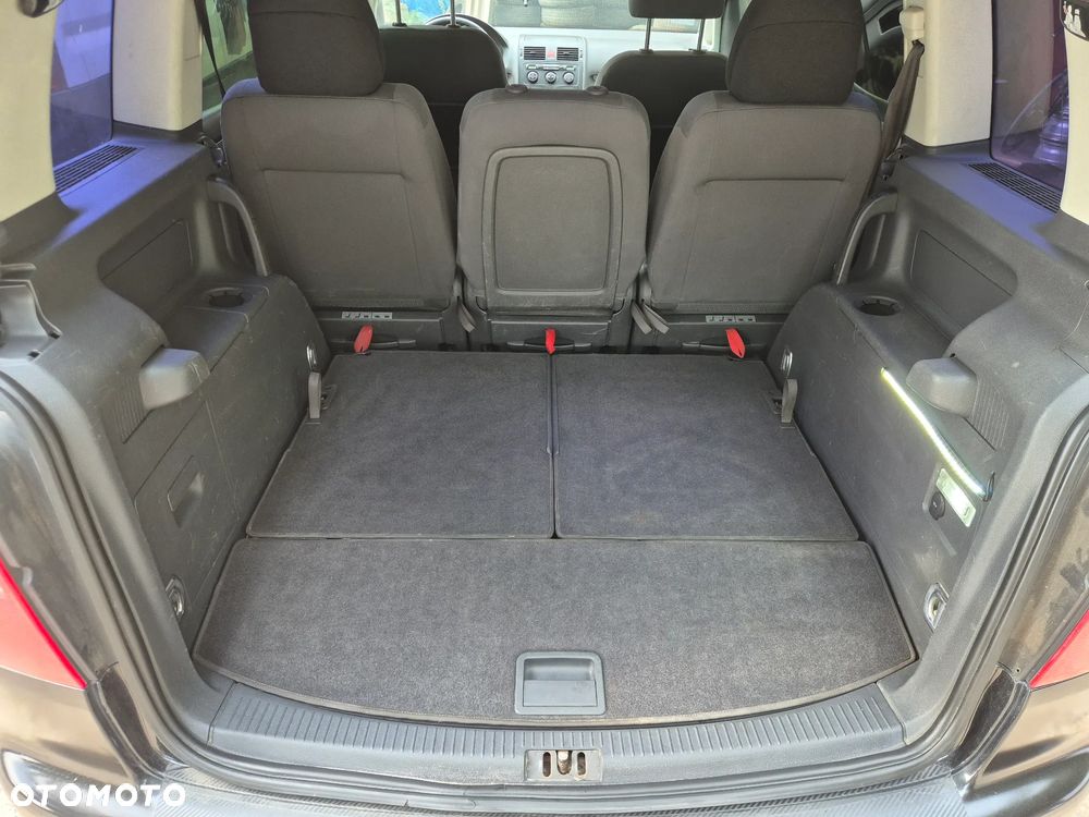 Volkswagen Touran 2.0 TDI United - 15