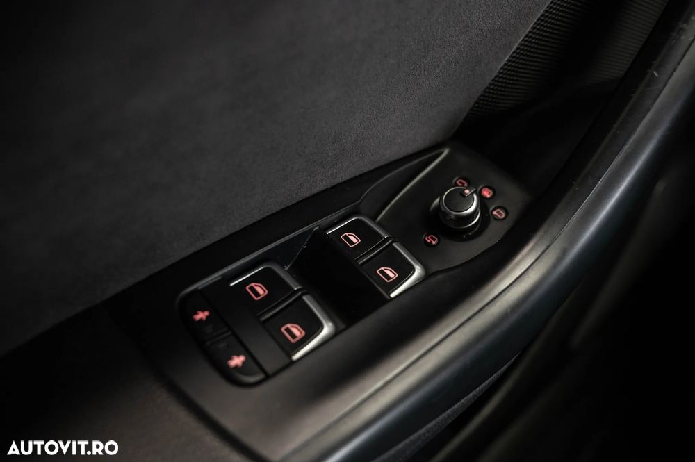 Audi Q3 2.0 TDI Quattro S tronic sport - 25