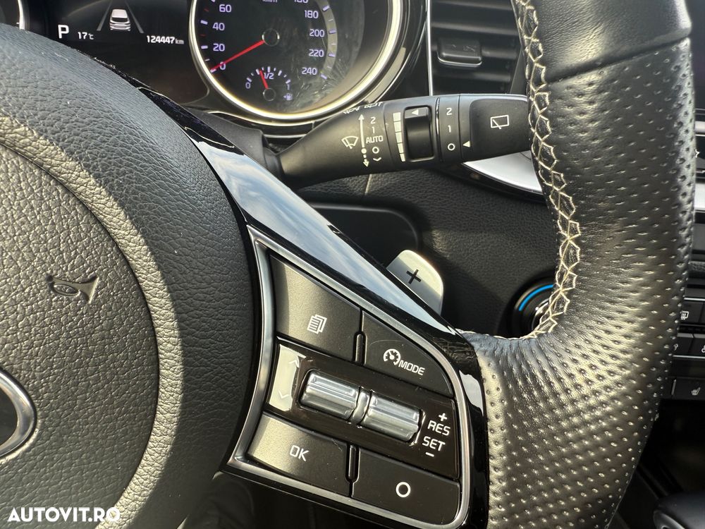 Kia Pro Ceed 1.4 T-GDI DCT7 OPF GT LINE - 24