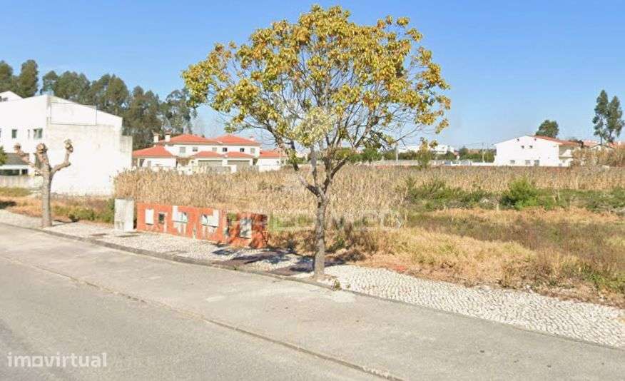 Terreno para Construção de Moradia - Grande imagem: 2/2