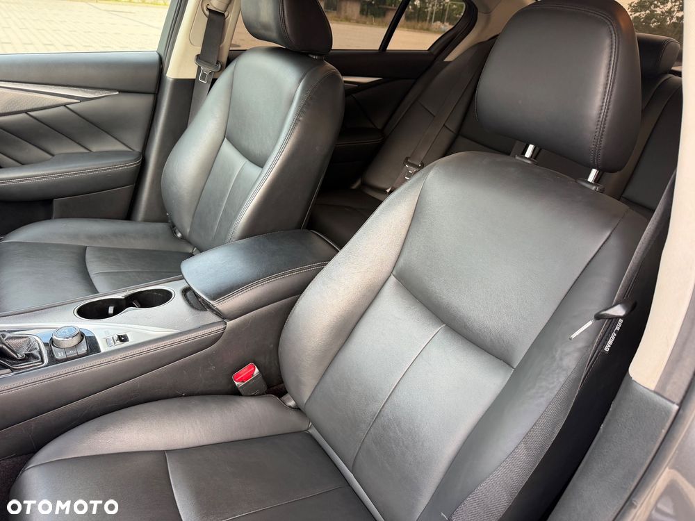 Infiniti Q50 - 22