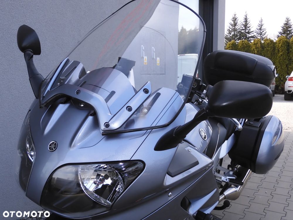 Yamaha FJR - 21