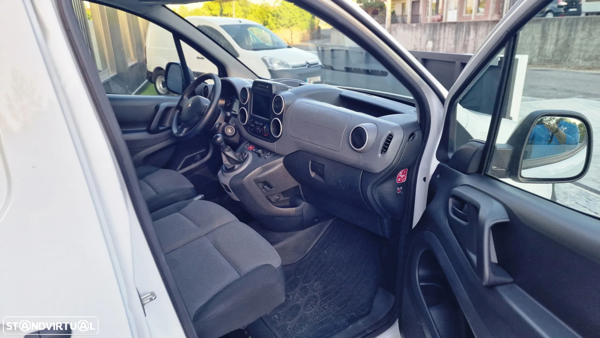 Peugeot PARTNER 1,6 HDI PREMIUM 100CV 3 LUG GPS - 15