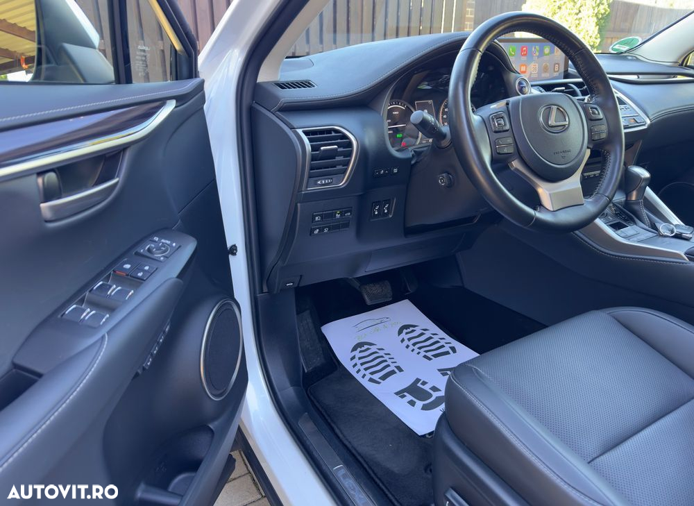 Lexus Seria NX 300h E-FOUR Luxury Line - 6