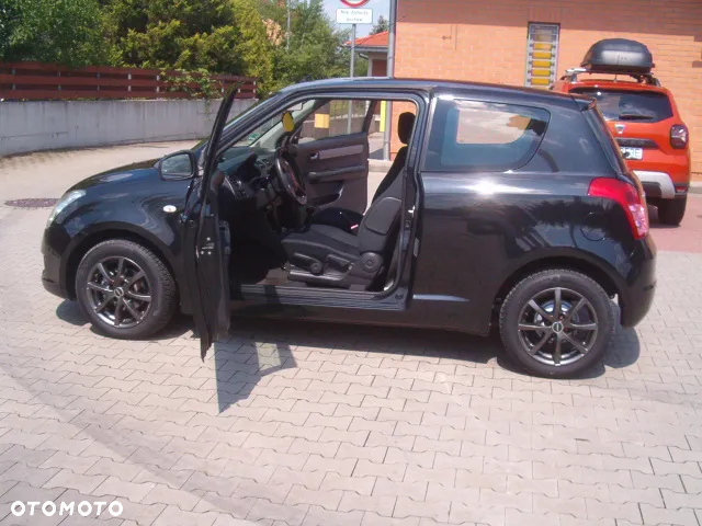 Suzuki Swift - 28