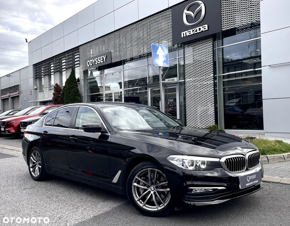 BMW 5 Series 2018 photo 2