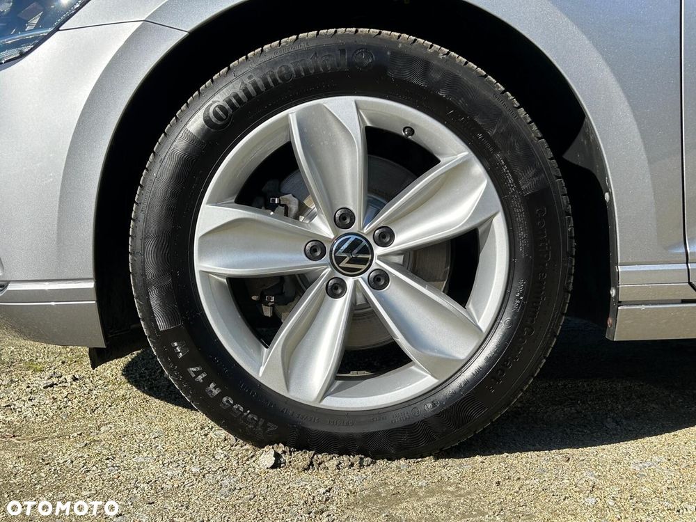 Volkswagen Passat 2.0 TDI Business DSG - 39