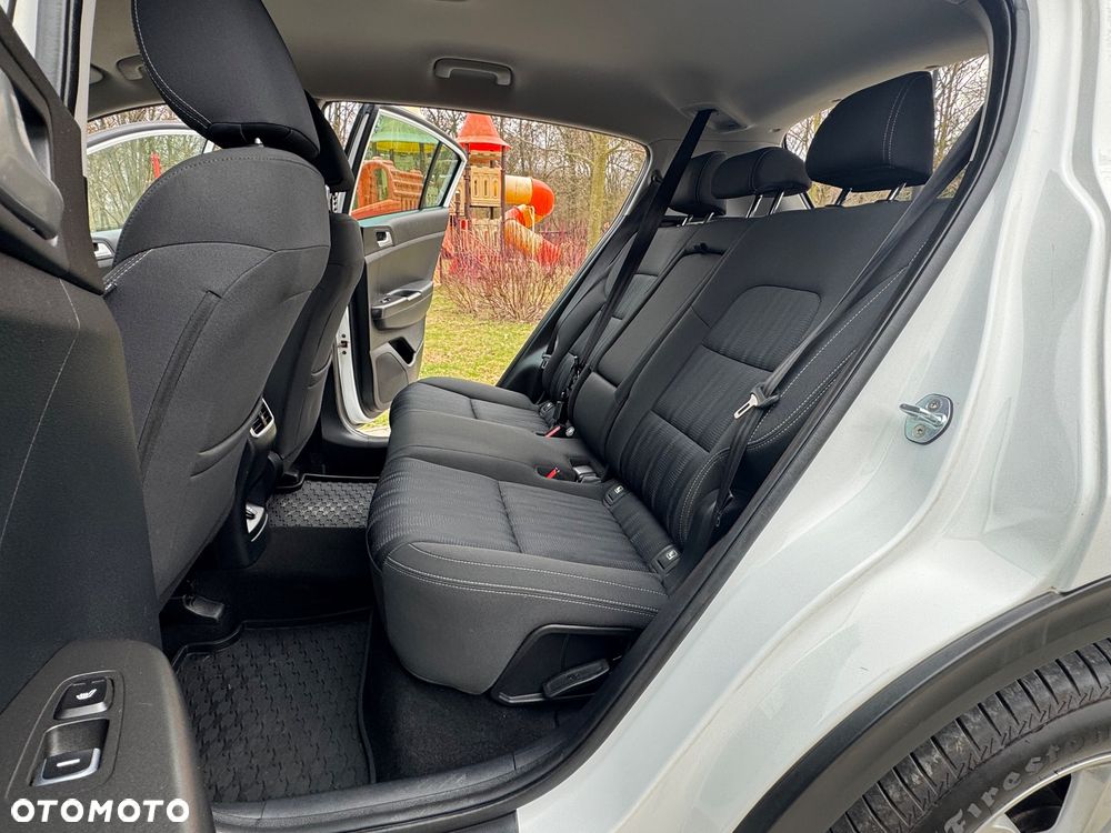 Kia Sportage 1.6 GDI 2WD DREAM-TEAM EDITION - 31