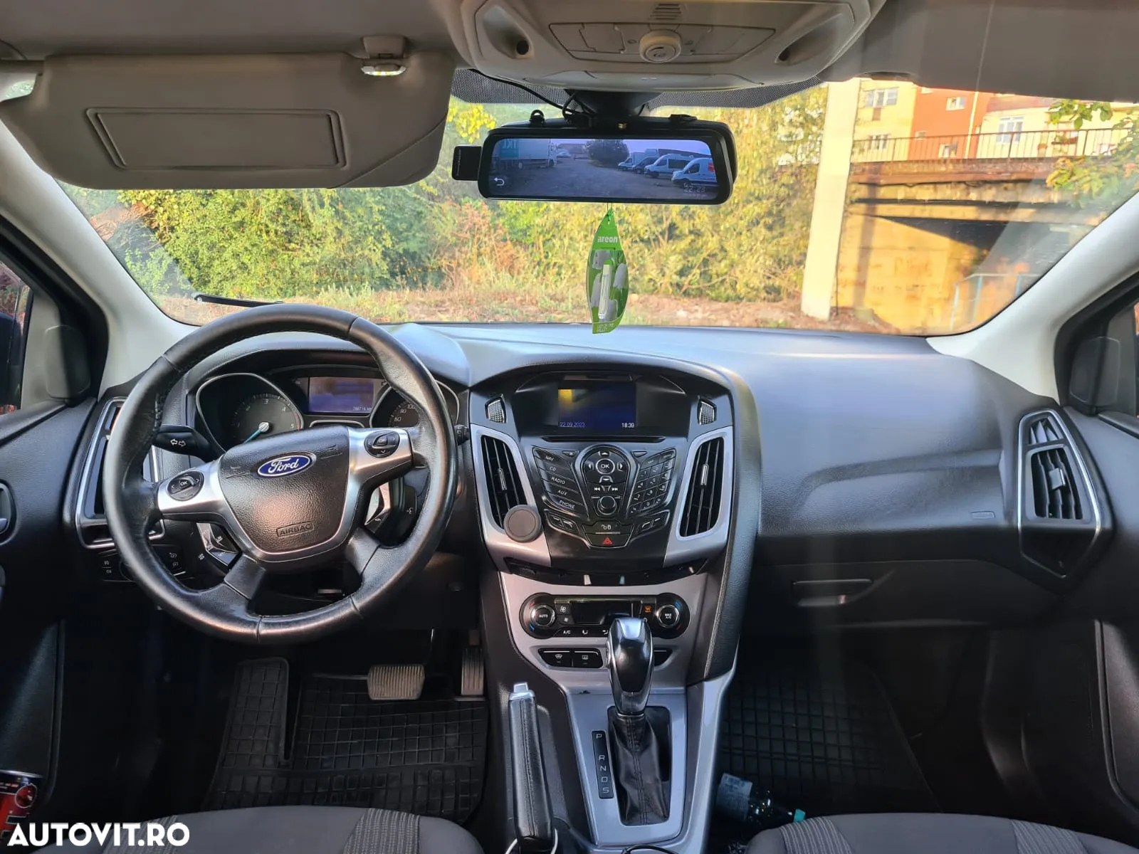 Ford Focus 2.0 TDCI DPF Powershift Titanium - 6