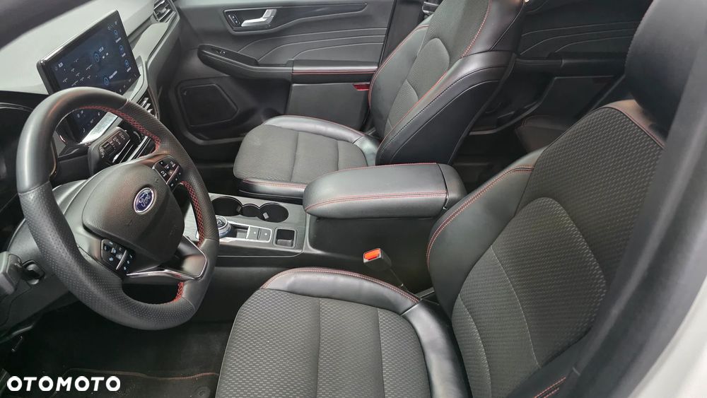 Ford Escape 2.0 EcoBoost AWD Titanium - 15