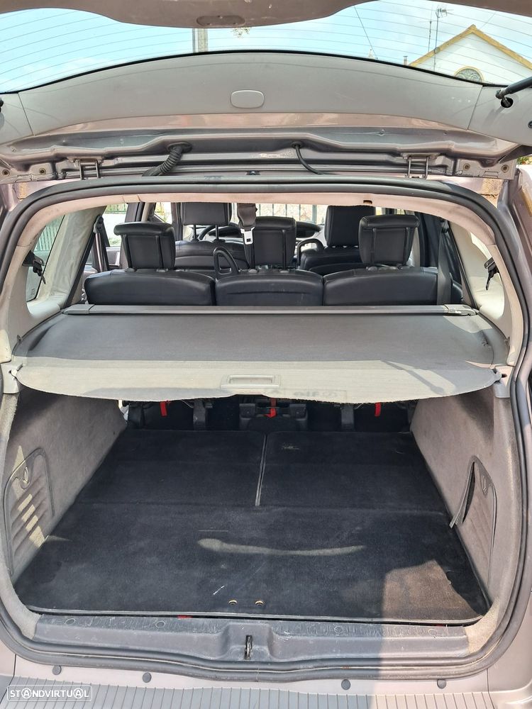 Renault Grand Scénic - 10