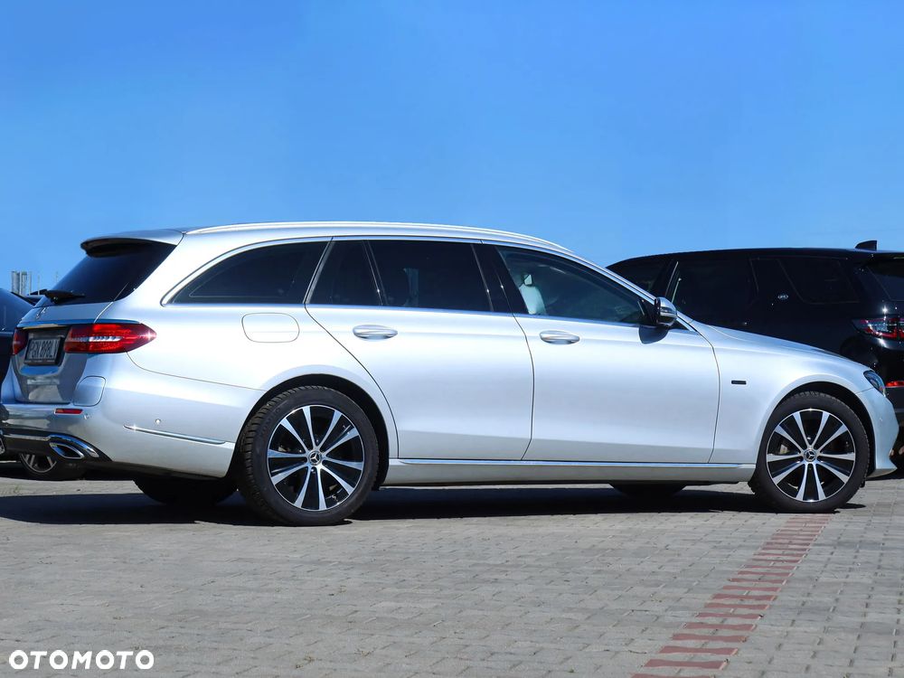 Mercedes-Benz Klasa E 300 de 9G-TRONIC Exclusive - 9