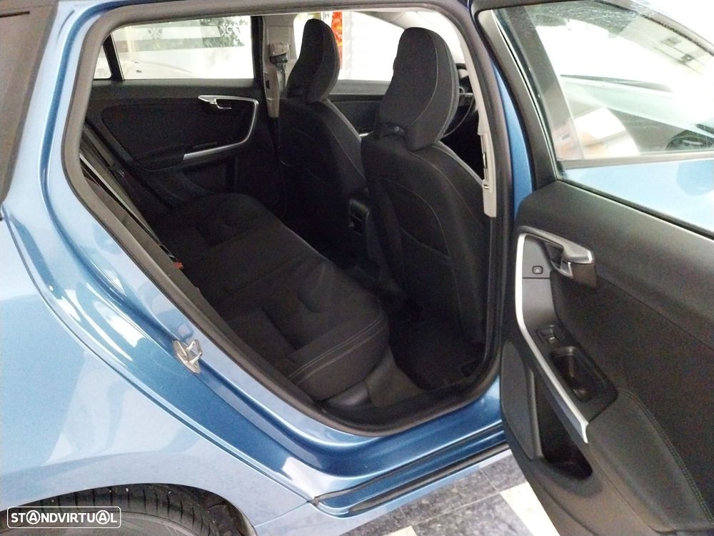 Volvo V60 1.6 D2 Drive Kinetic Start/Stop - 9