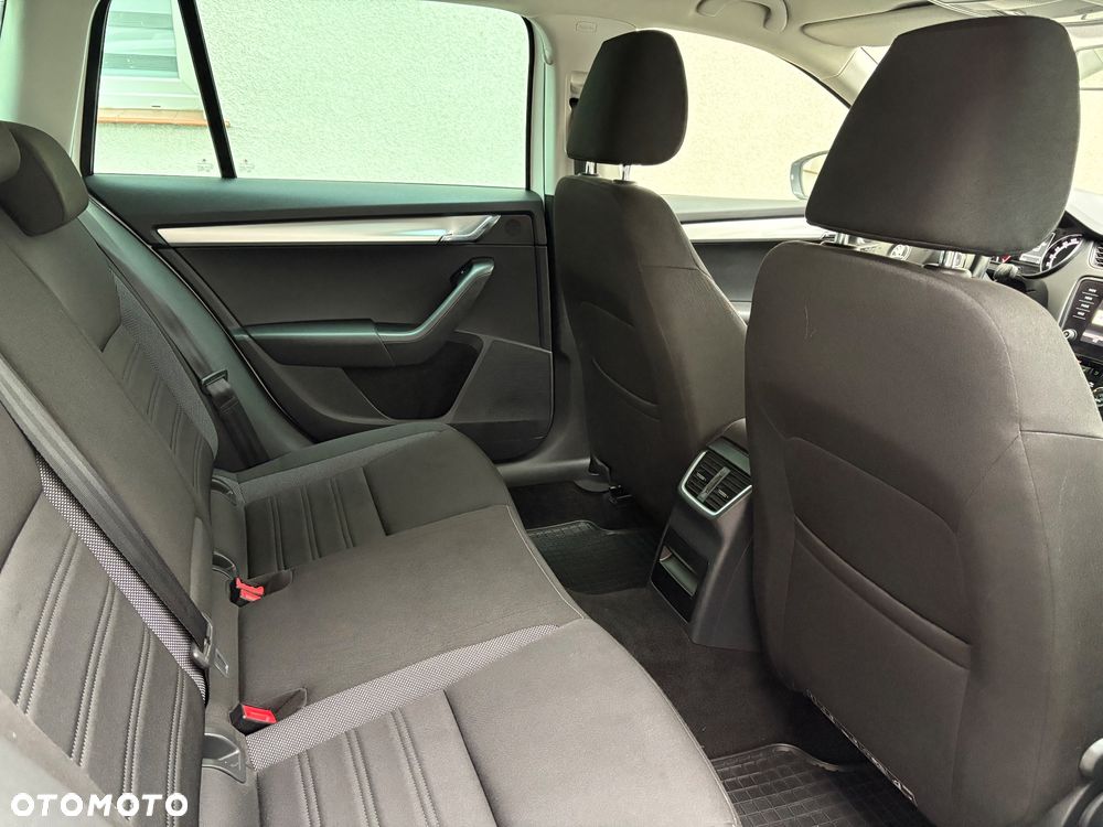 Skoda Octavia 1.4 TSI Ambition - 7