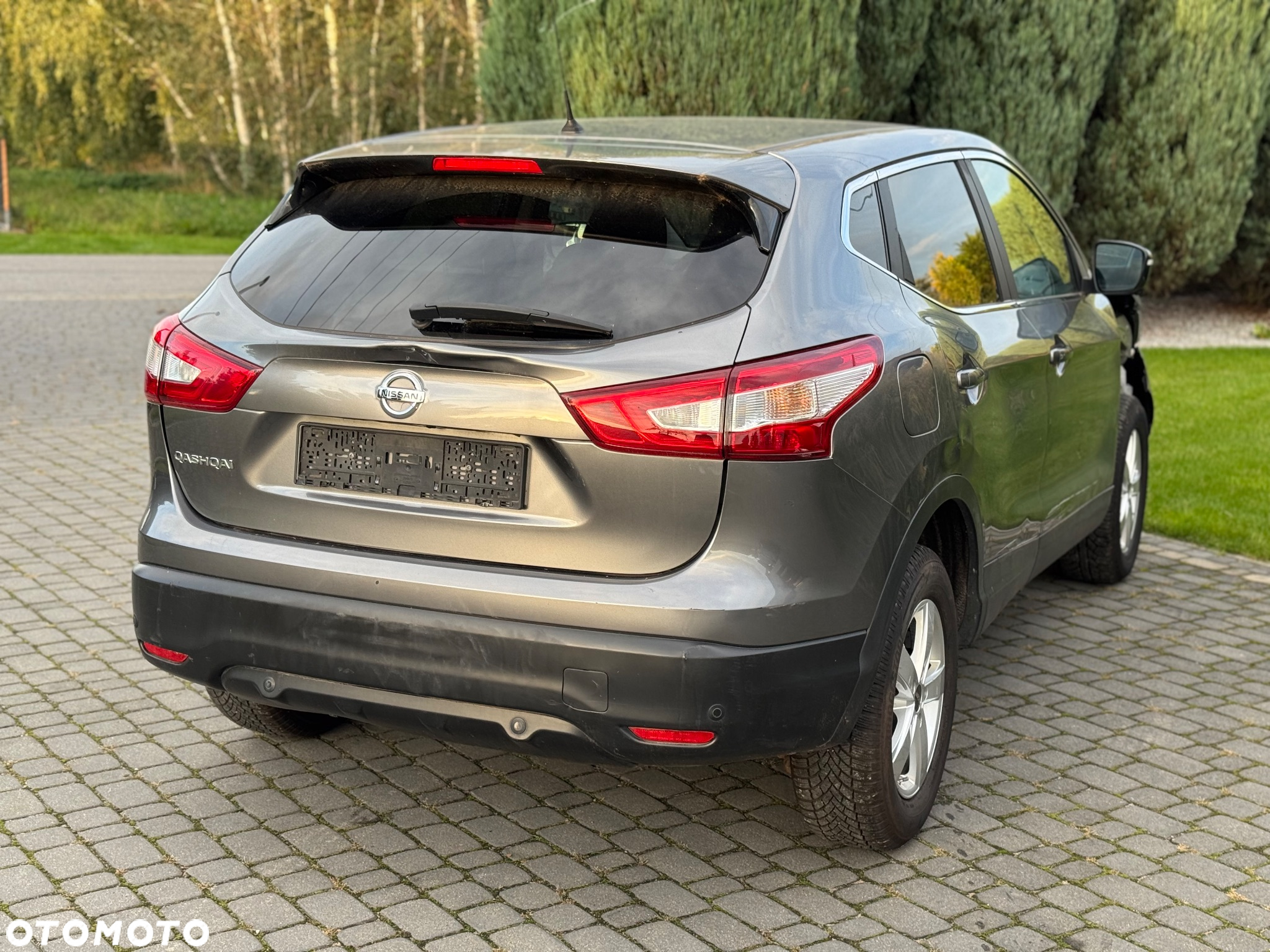 Nissan Qashqai - 10