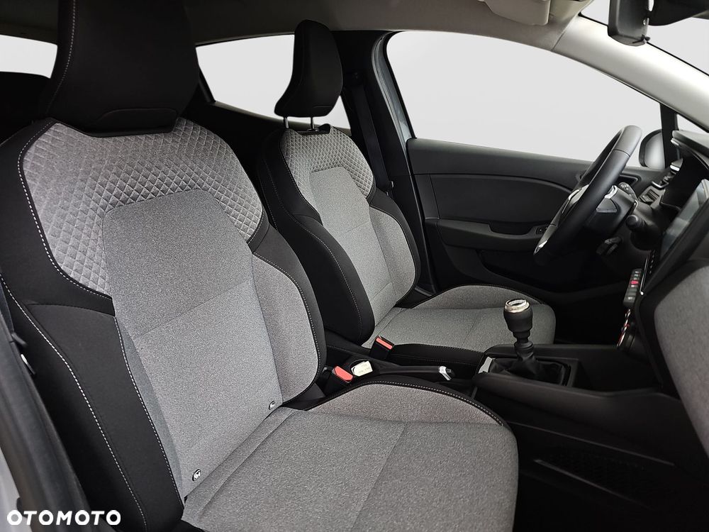 Renault Clio 1.0 TCe Evolution - 31