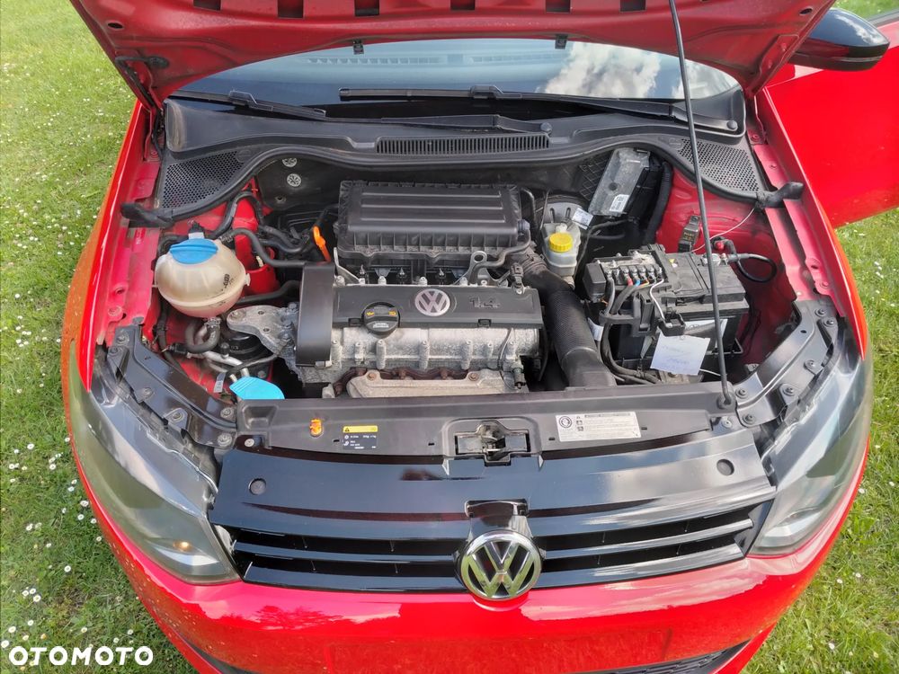 Volkswagen Polo 1.4 16V Comfortline - 12