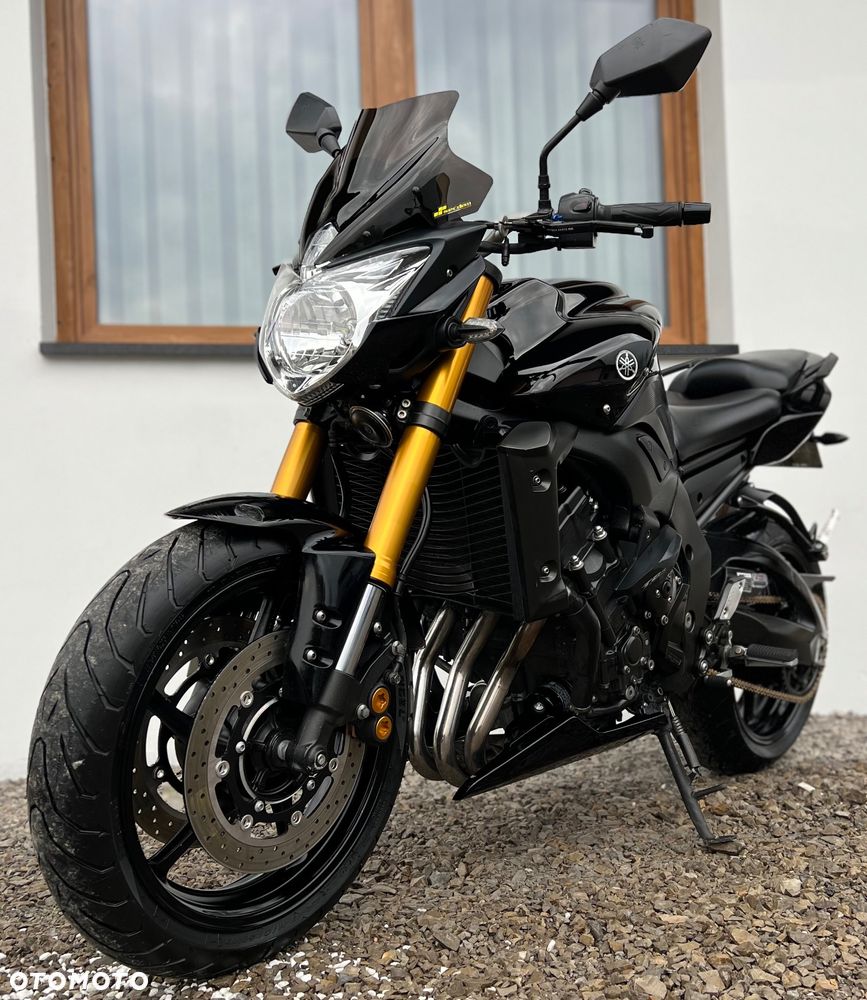 Yamaha FZ8 - 10