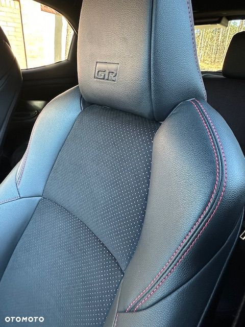Toyota Yaris 130 1.5 VVT-i GR SPORT - 37