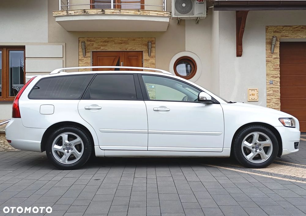 Volvo V50 DPF D2 Summum - 10