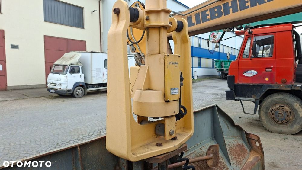 Liebherr Pr 724 Xl + Trimble - 39