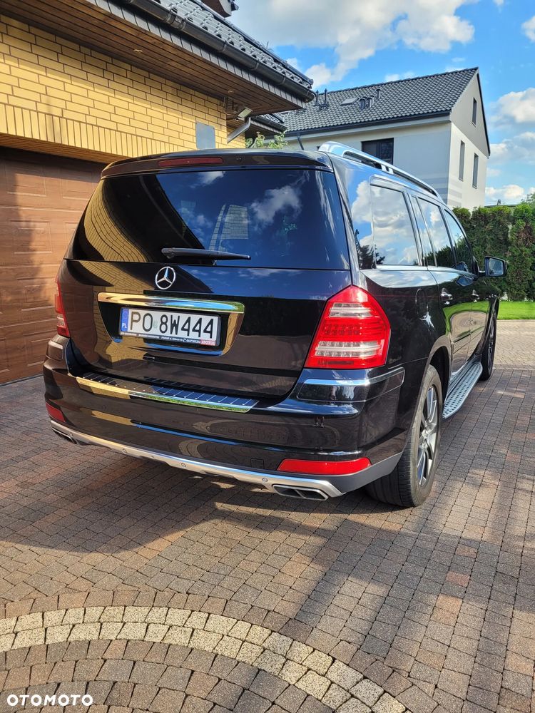 Mercedes-Benz GL - 7