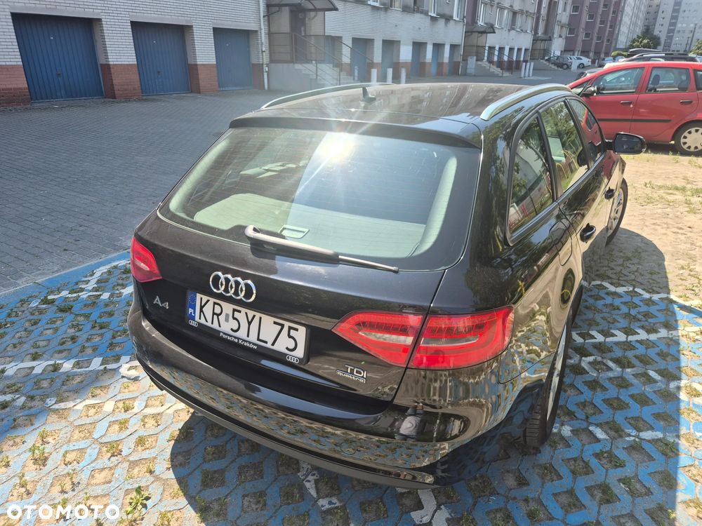 Audi A4 Avant - 10
