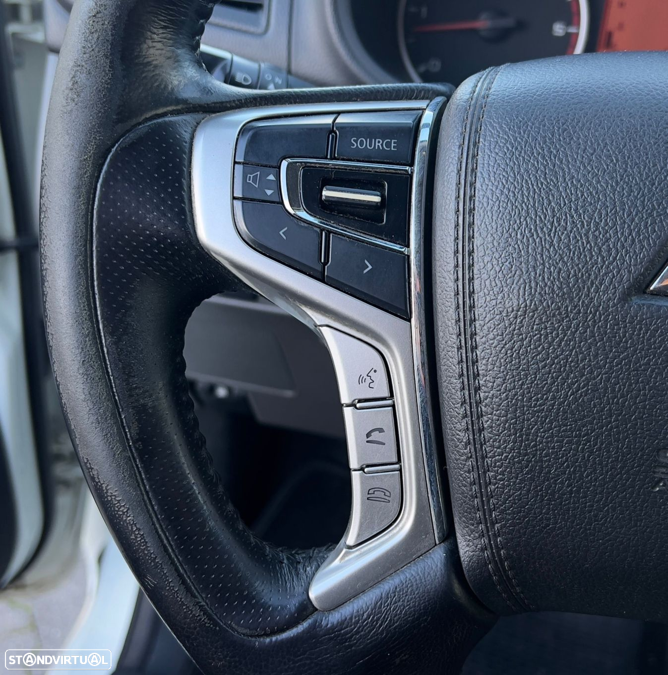 Mitsubishi L200 2.4 DI-D CD Invite Space Cab 3L 4WD - 12