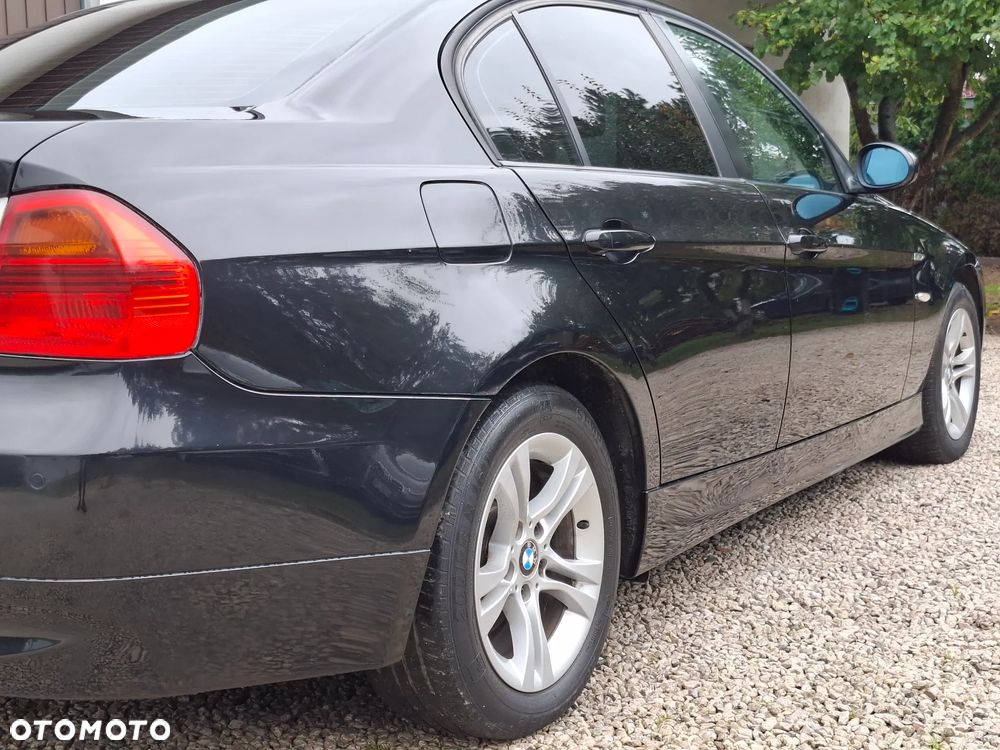BMW Seria 3 - 12