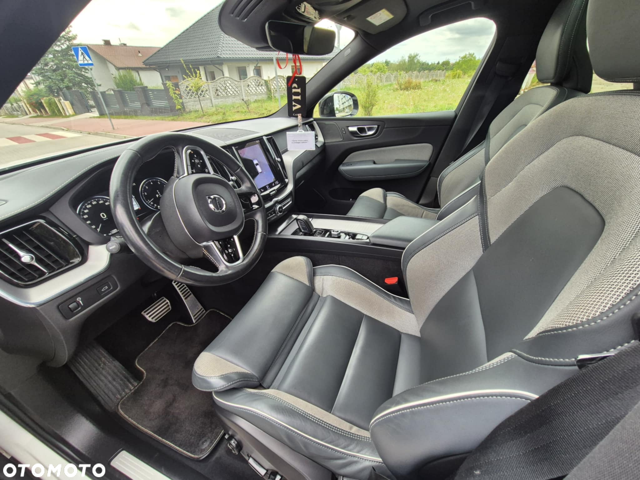 Volvo XC 60 B4 B Geartronic RDesign - 24