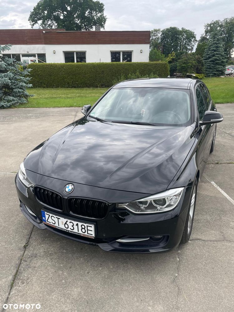 BMW Seria 3 318d DPF Edition Sport - 3