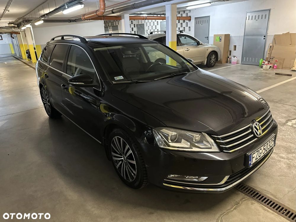 Volkswagen Passat - 9