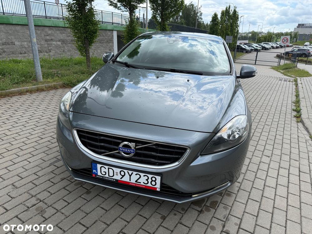 Volvo V40 D4 Momentum - 2