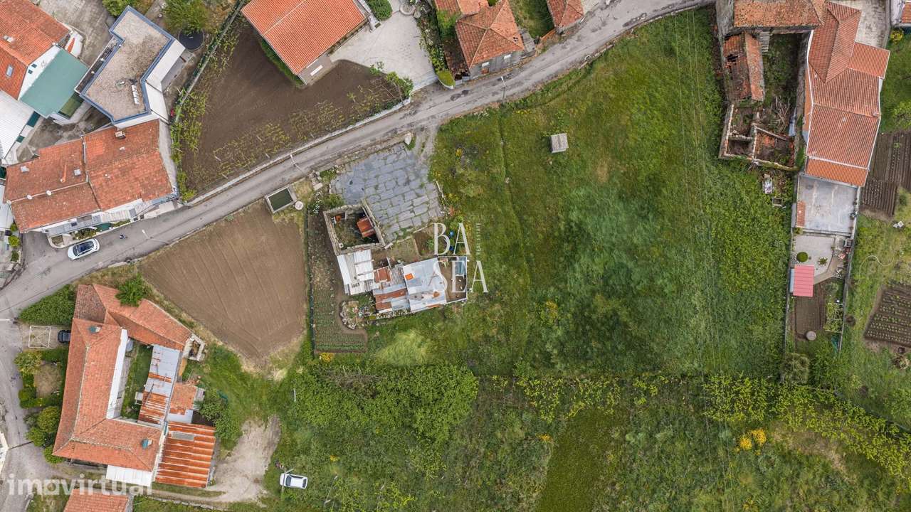 Terreno com 1126 m2 para construção em Ramos Baltar Paredes - Grande imagem: 5/15