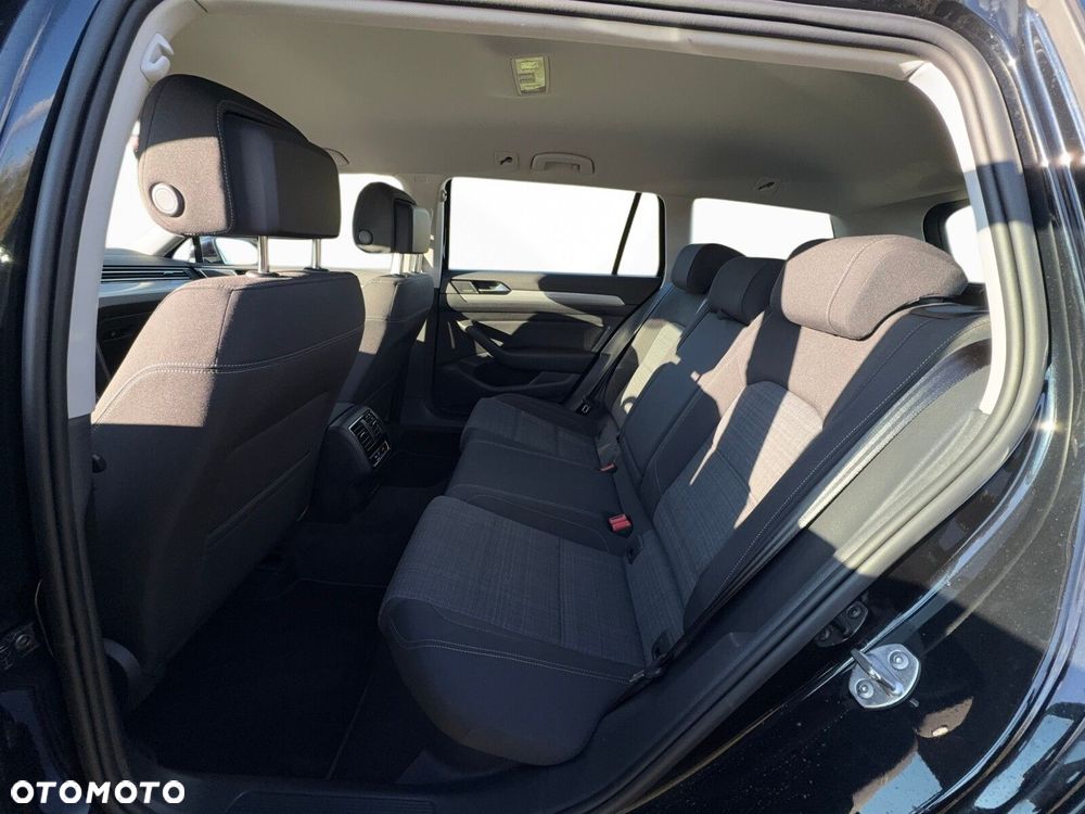 Volkswagen Passat Variant 2.0 TDI EVO Business DSG - 21