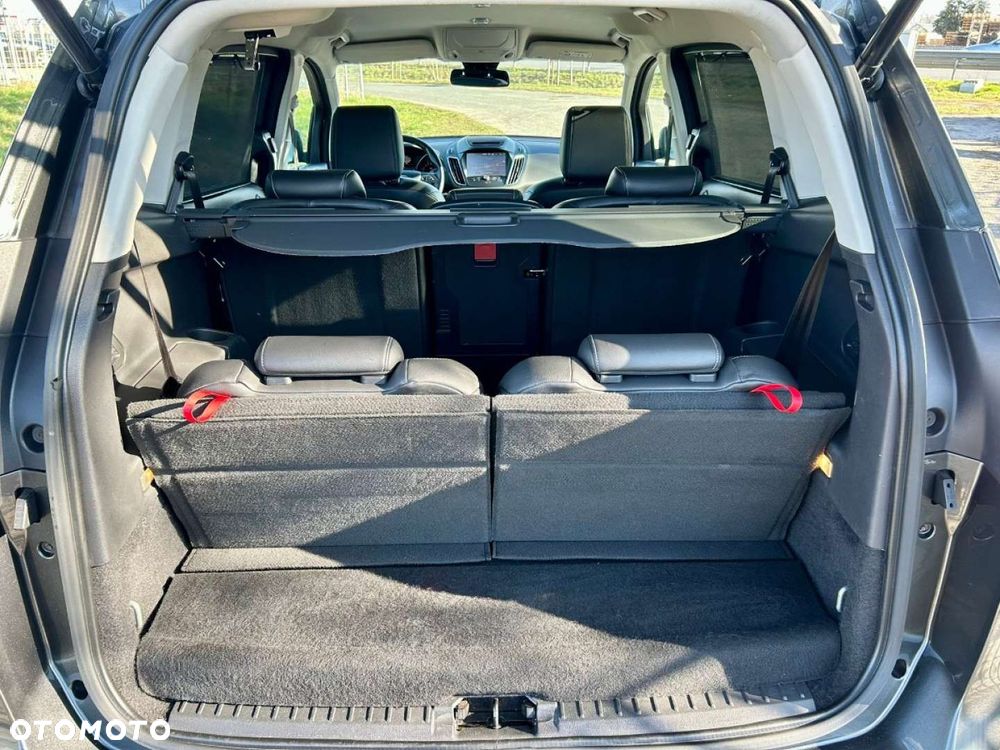 Ford Grand C-MAX - 38