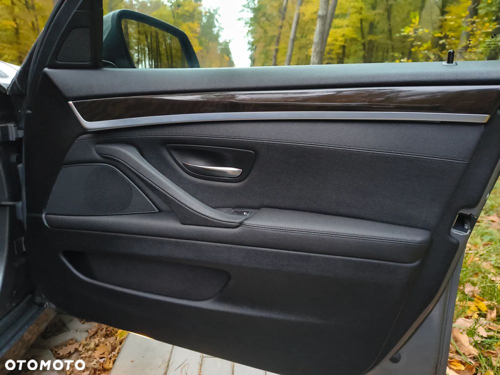 BMW Seria 5 - 26