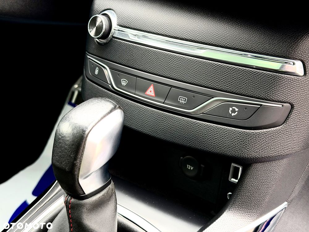 Peugeot 308 BlueHDi FAP 180 EAT8 Stop & Start GT - 36