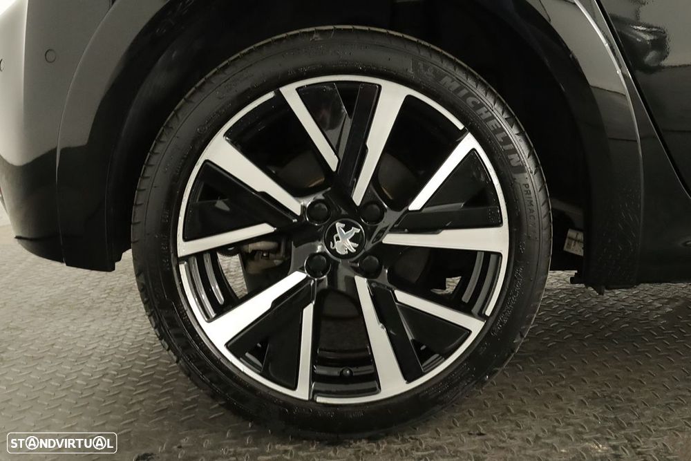 Peugeot e-208 50 kWh GT - 5
