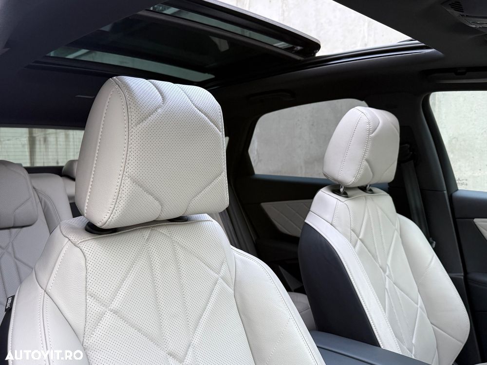 DS Automobiles DS 7 Crossback 4x4 300 RIVOLI - 20