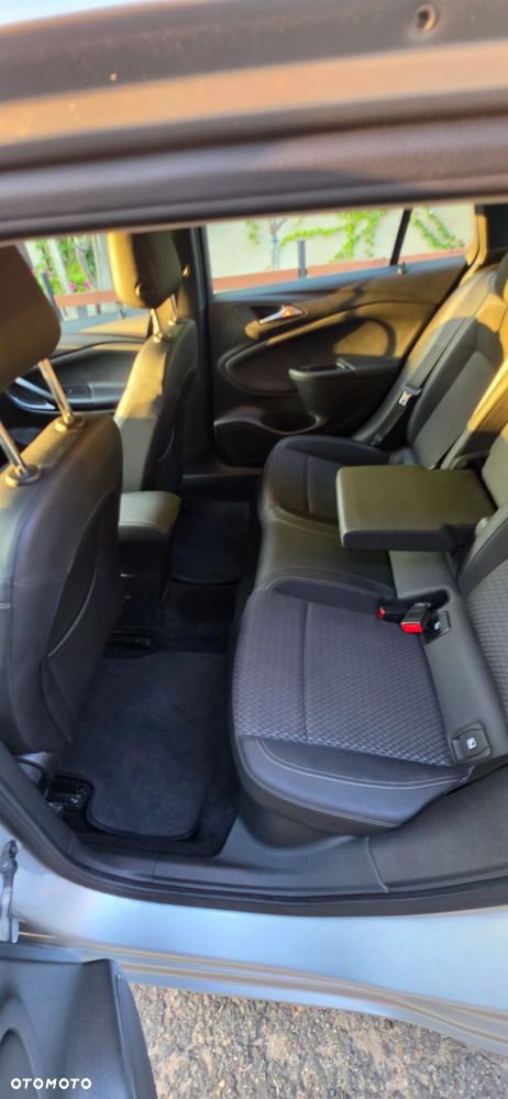 Opel Astra 1.6 D (CDTI) Start/Stop Innovation - 20