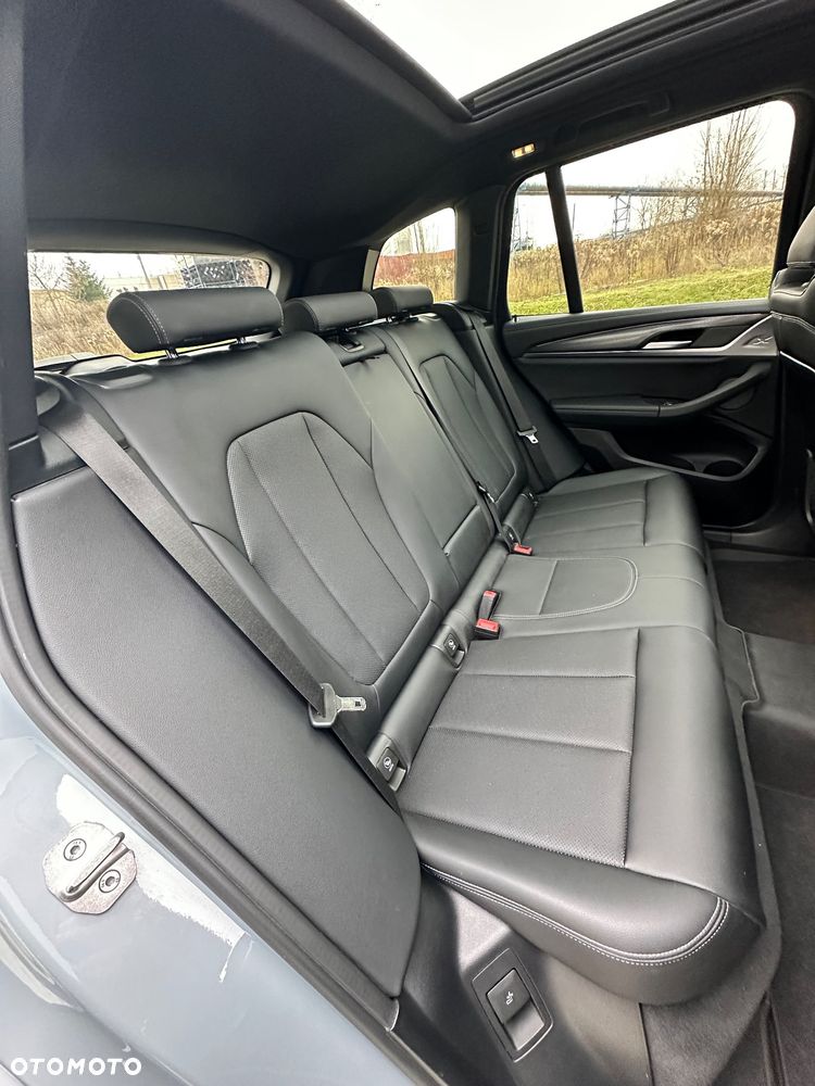 BMW X3 M Standard - 23